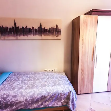 Comfort Luxury Maisonette Apartment *